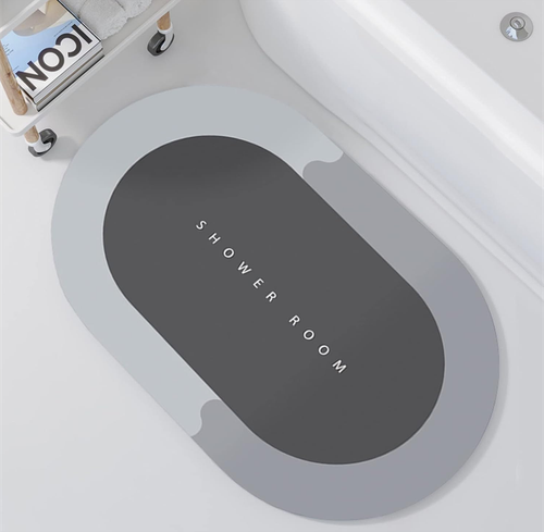 Soft, super-absorbent diatom bath mat