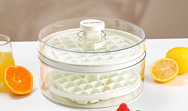 Ice Cube Trays Silicone Ice Trays for Freezer Easy to Release Ice Tray Molds for Whiskey Cool Drinks with Bin & Lid