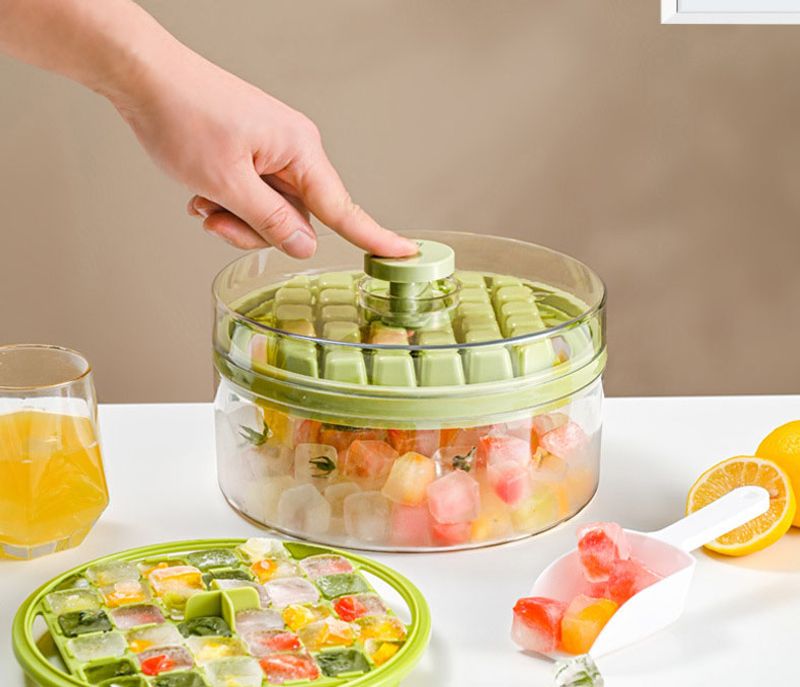 Ice Cube Trays Silicone Ice Trays for Freezer Easy to Release Ice Tray Molds for Whiskey Cool Drinks with Bin & Lid