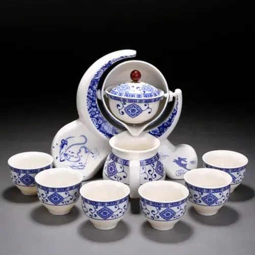 Chang'e Tea Infuser by Yue Ruyi