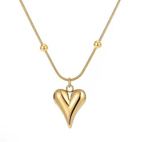 High Quality Peach Heart Vintage Light Luxury Stainless Steel Gold Plated Jewelry Love Pendant Long Gold Necklaces for Women