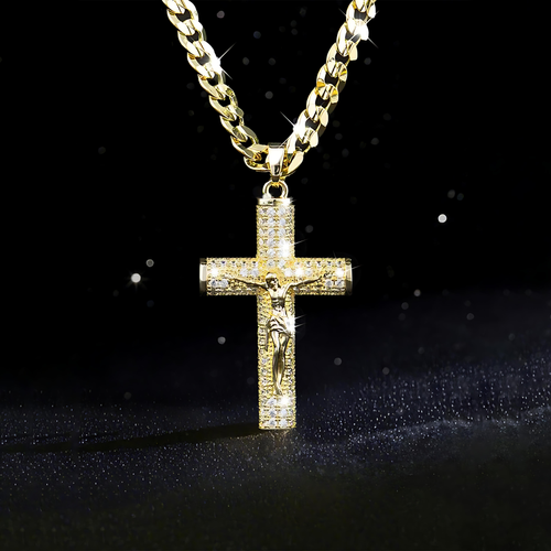 Luxurious Gold-Plated Cross Pendant Necklace with Sparkling Accents – Timeless Symbol of Faith and Elegance for Every Occasion