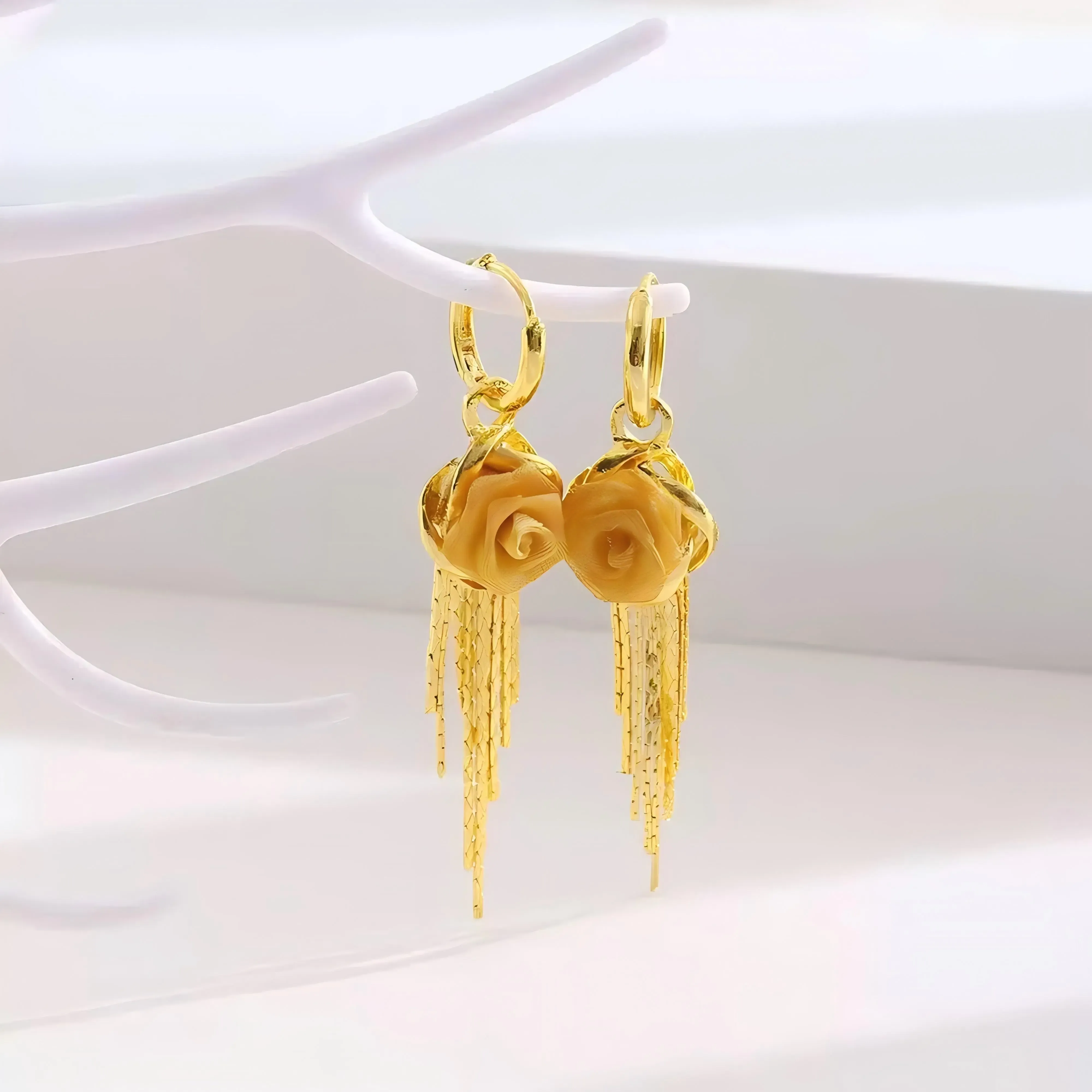 LisiZen Rose Tassel Earrings 14K Gold Plated Long Drop Earrings French Style Floral Earrings Sparkling Chain Jewelry, Elegant Statement Earrings for Women DZEH4279 Chic