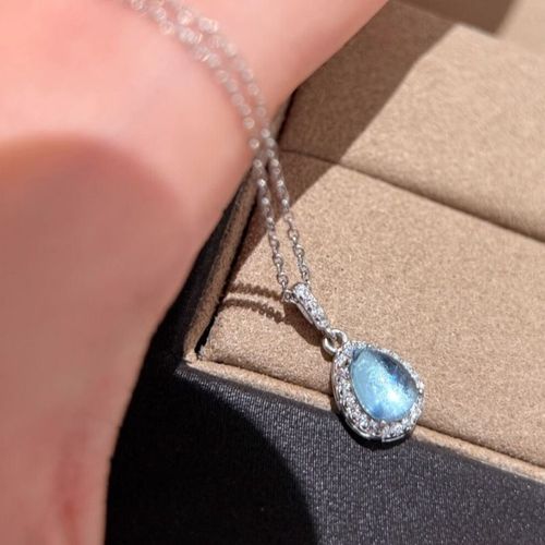 New Aquamarine Teardrop Necklace: Effortless Elegance & Modern Luxury