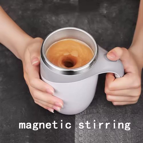 Caneca de Café com Mistura Magnética Automática
