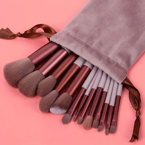 makeup brush