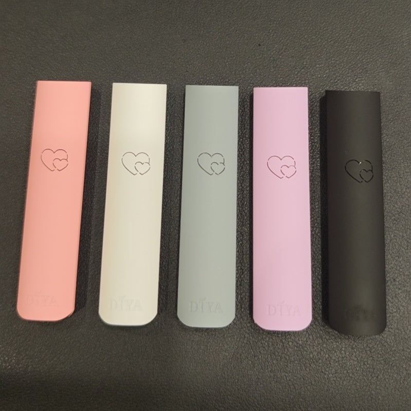 DIYA叮啞一代電子煙主機值得入手！450mAh續航搭配Type - C快充，通配一代煙彈日常好選擇
