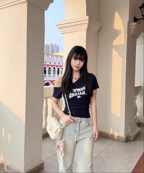 迪士尼包包女款2025新款輕奢高級感小衆女包閨蜜生日禮物送女生
