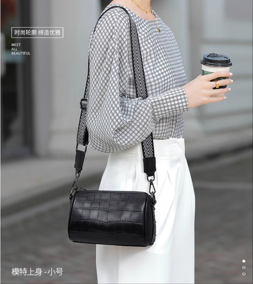 真皮包包枕頭包女士2025新款時尚鱷魚紋大容量單肩包寬肩帶斜挎包