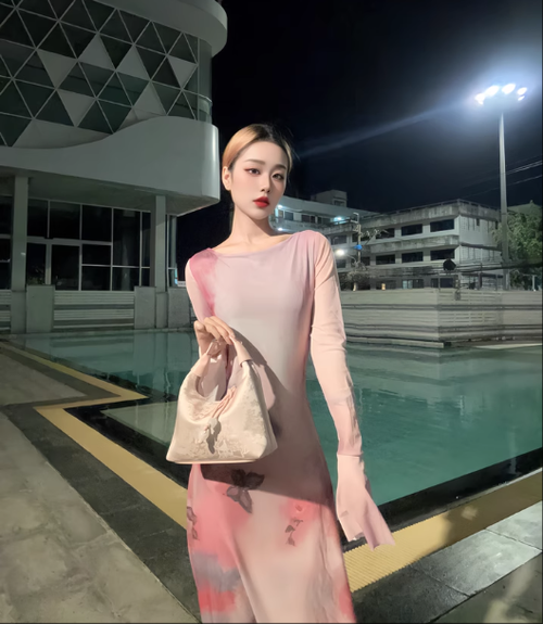 小衆刺繡新中式包包女士2025新款春夏單肩斜挎包國風手提包餃子包