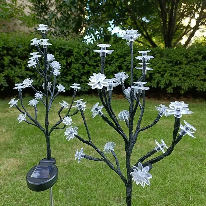（Two-pack）Lotus and Rose Solar Flower Stake Lights - Decorative Floral Garden Lighting