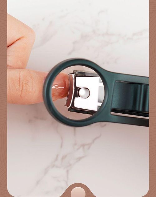 2 Pack Multifunctional Nail Clipper with Foldable Magnifying Glass & Nail File