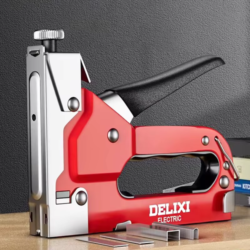 Yizhili Manual Staple Gun – Ideal for Woodworking & Home Use