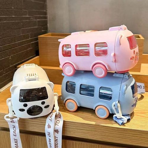 Hot Baby Bus Large Capacity Student Water Cup Portable Outdoor Plastic Cup Straw for Direct Drinking Bus Shaped Water Bottle