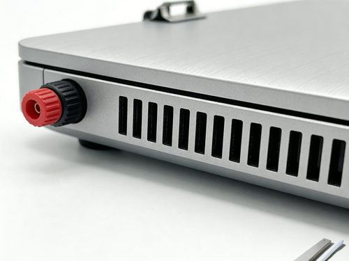 Inversor fotovoltaico de onda corrigida de alta potência com conversão de 12V para 220V inteligente, fonte de alimentação de alta potência com conversão de 12V para 220V para uso doméstico, inversor para veículos