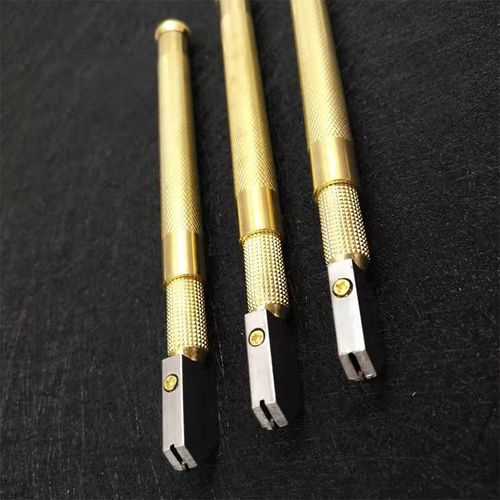 Glass cutter