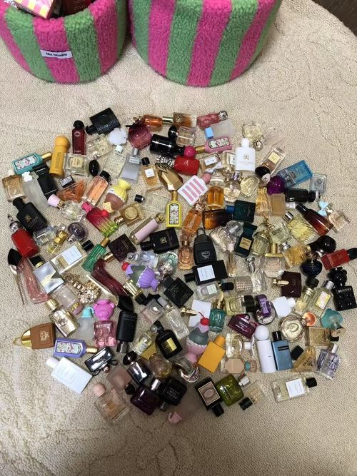 Mini Perfumes push lucky
