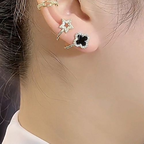 Black Clover Stylish Minimalist Earrings for Women - Unique Design, High-End Feel, Fashionable & Light Luxury Jewelry