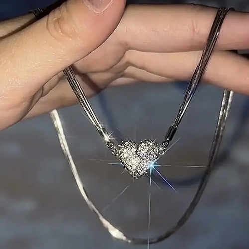 Heart-shaped pendant necklace, silver stainless steel, dull and shiny, diamond, magnetic