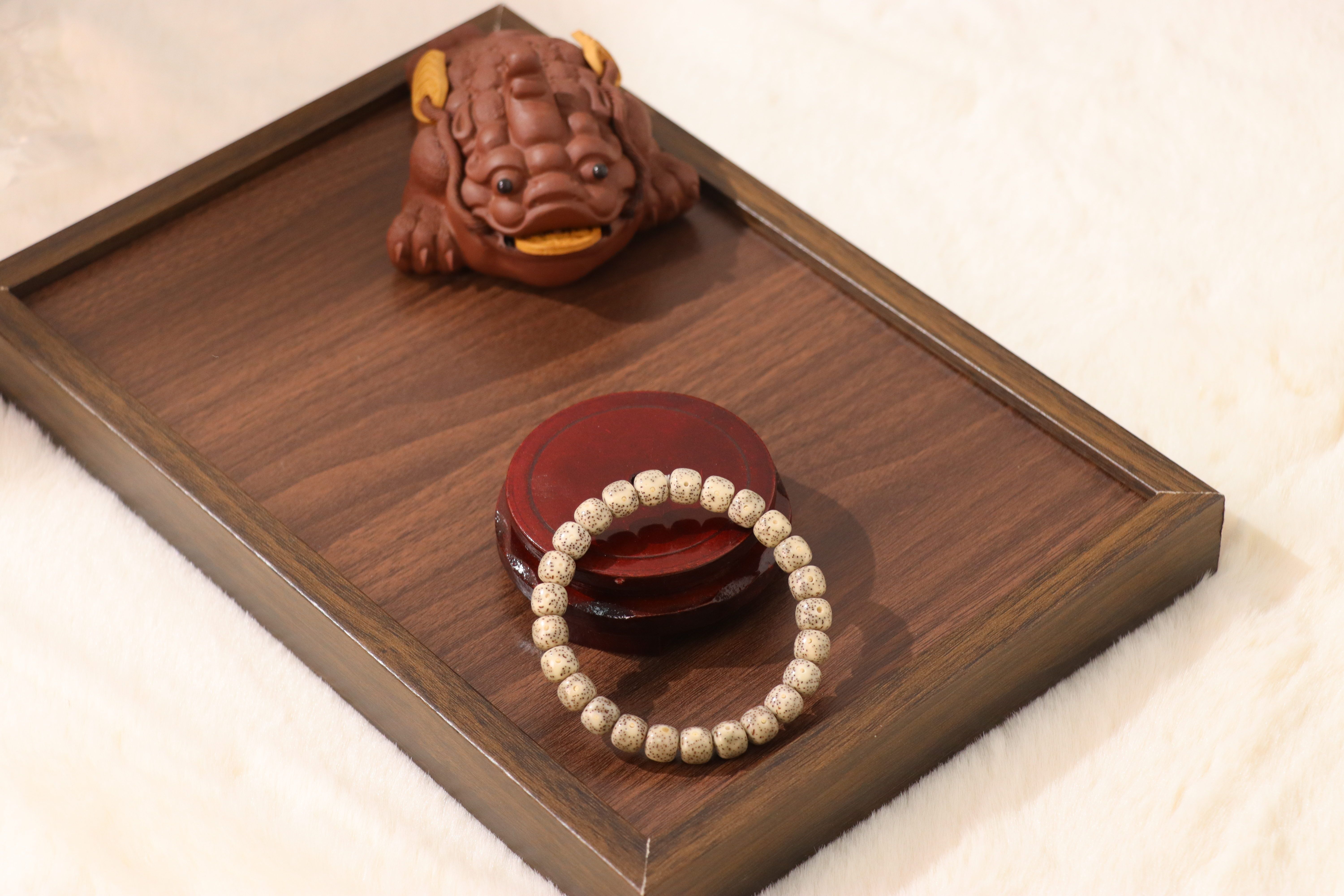 Star Moon Bodhi Bracelet, Full Star Coverage, Central Moon