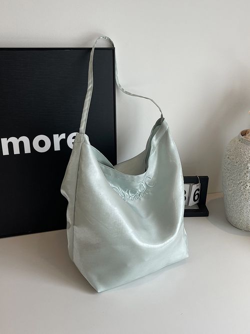 New Arrival Satin Double-Sided Tote Bag for Women Minimalist Design Shoulder Zipper Closure for Ins Casual Commuting