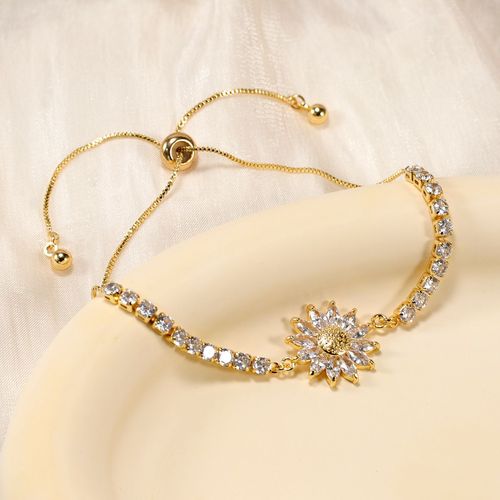 Simple rotatable sunflower copper-plated zircon bracelet, a light luxury and high-end accessory, jewelry