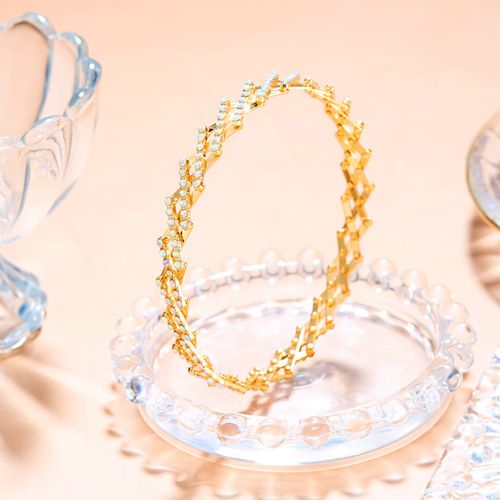Magic ring with seven rows of diamonds, telescopic ring that can be worn as a bracelet, a versatile transformable ring