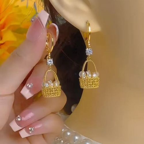 Zircon pearl drop earrings, sophisticated high-end sense, light luxury elegant ear accessories, palace style niche design earrings.