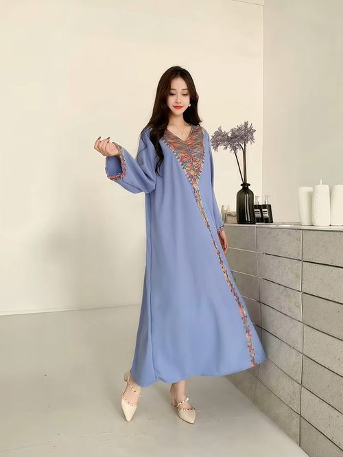 Long-Sleeved Court-Style Dress for Girls Loose and with Long Skirt Traditional Clothing & Accessory