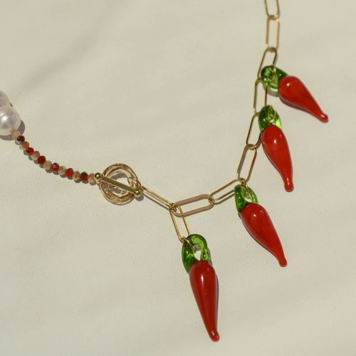 Red pepper necklace