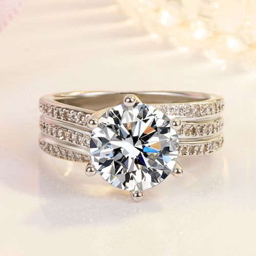 Sparkle Like Royalty – Your Dream Diamond Ring