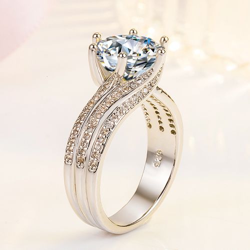 Sparkle Like Royalty – Your Dream Diamond Ring