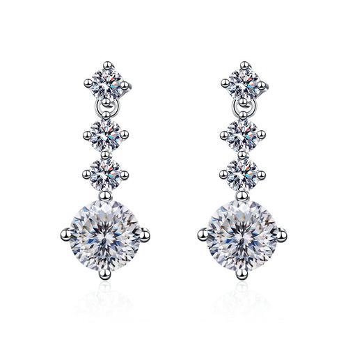 New model morganite diamond fringed earrings, featuring a luxurious and high-end look. Made of 925 sterling silver plated with 18k gold.
