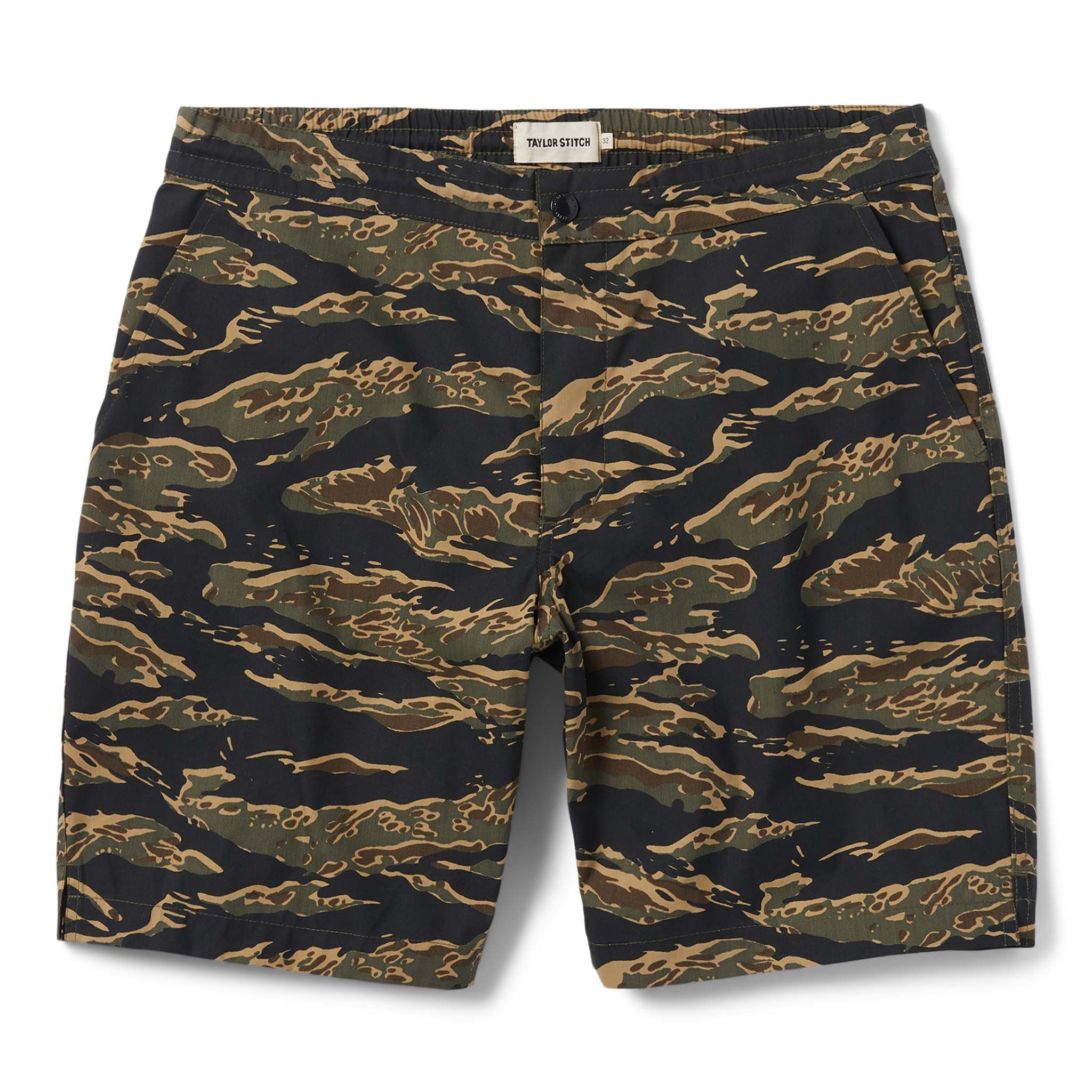 Nnoeu Adventure Short in Tiger Camo