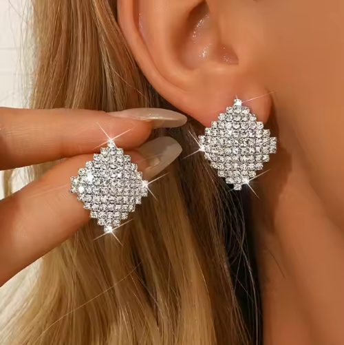 Personalized and elegant diamond-shaped geometric earrings for women, all-match earrings