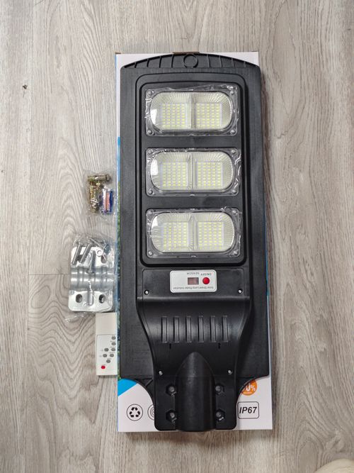 600W All in One Solar Street Light, 3-Eyes LED Outdoor Solar Lamp