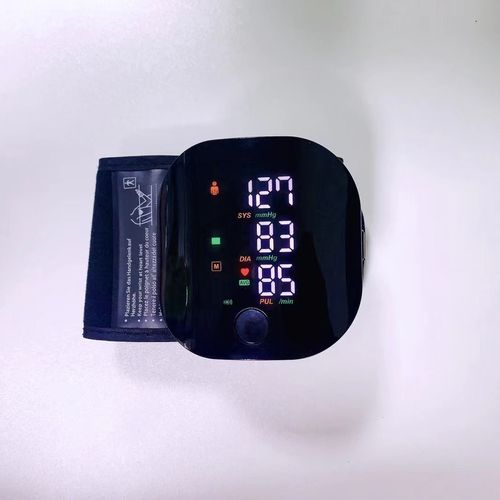 USB Charging Wrist Electronic Sphygmomanometer High Definition Large Screen Intelligent Voice Home Blood Pressure Monitor
