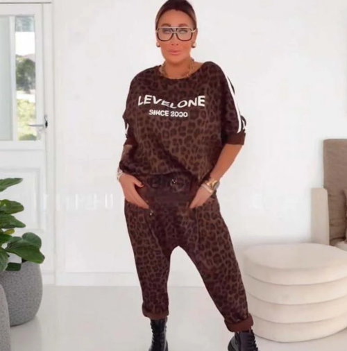 ✨ 2025 Hot Sale✨ Women's Leopard Print Top and Pants Set