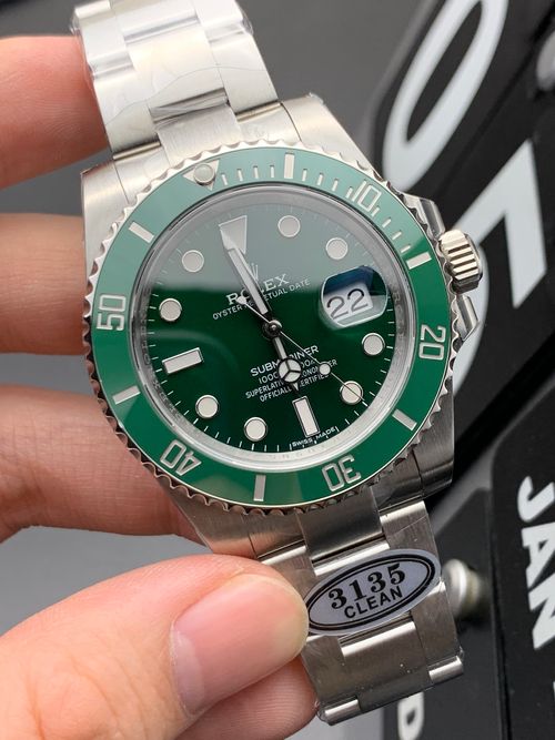 Rolex Submariner Date  Hulk