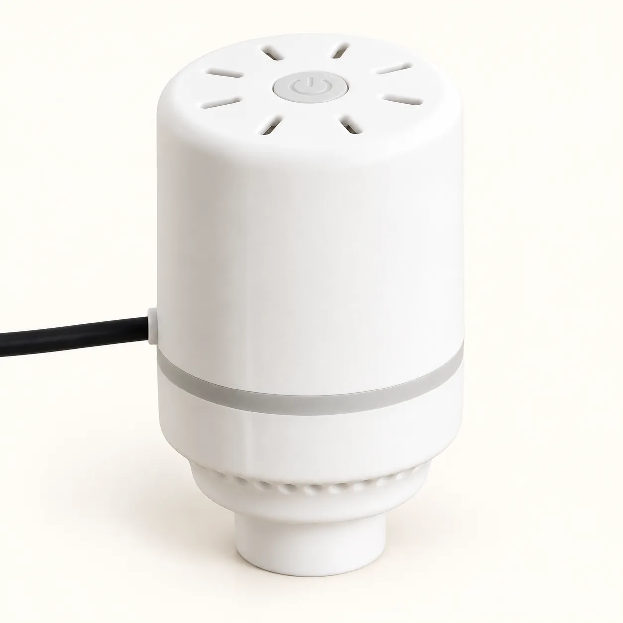 White Plug-in Electric Vacuum Pump for Storage Bags - overview