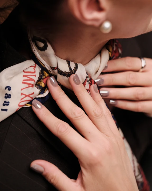 Your reusable 7-minute manicure for perfect nails at home!