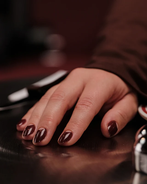 Your reusable 7-minute manicure for perfect nails at home!