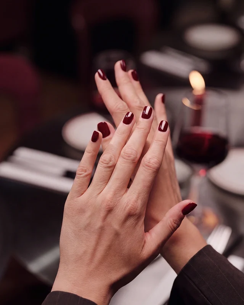 Your reusable 7-minute manicure for perfect nails at home!