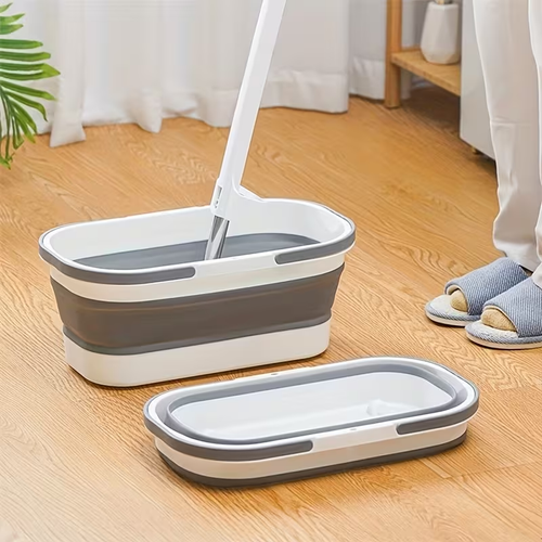Hands-free flat mop and foldable multi-purpose bucket