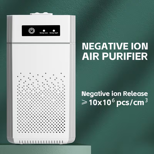 USB portable negative ion air purifier, with three adjustable wind speeds, button operation combined with status indicator lights. USB multi-scenario power supply, releases negative ions to assist in the deposition of particulate matter and improve odors. Suitable for bedrooms, desktops, and small spaces in cars. Do not block the ventilation holes. Modules may have normal wear and tear, only serving as auxiliary purification, and regular cleaning is required.