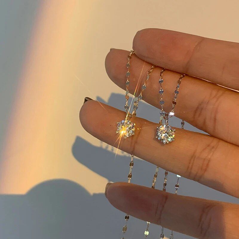 Fashion 925 Sterling Silver Single Diamond Necklace Advanced Simple Shiny Zircon Pendant Feminine Clavicle Chain Party Jewelry