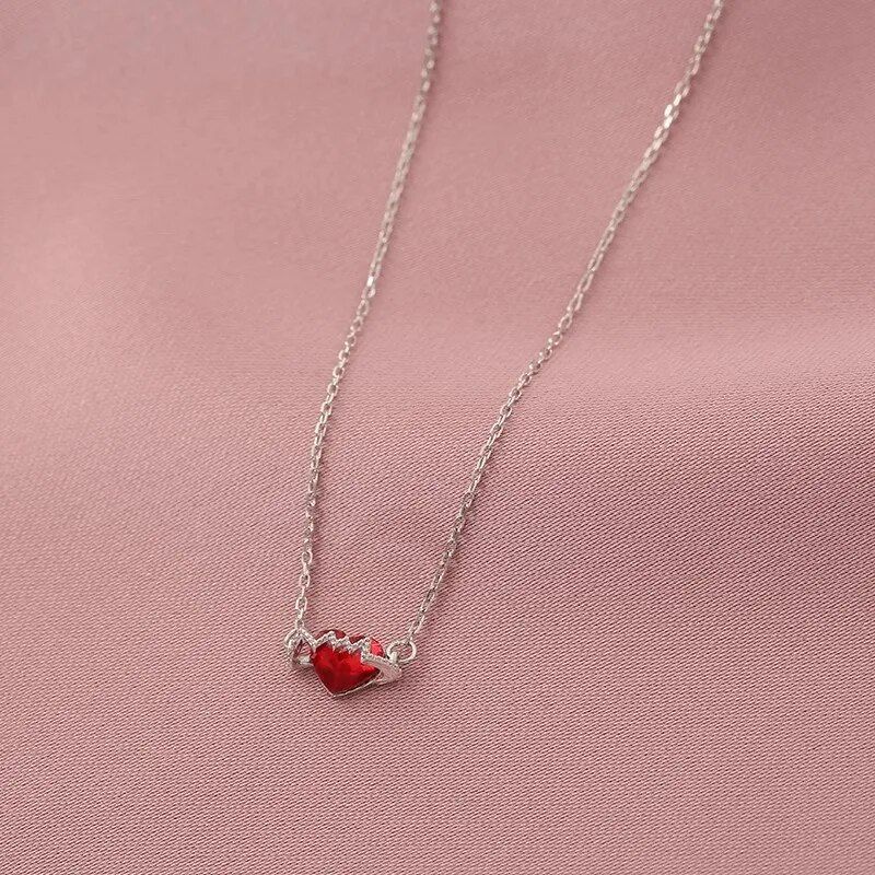 925 Sterling Silver Geometric Necklace Red Heart shaped Pendant Collar Chain Women's Simple Zircon Neckchain Party Gift Jewelry