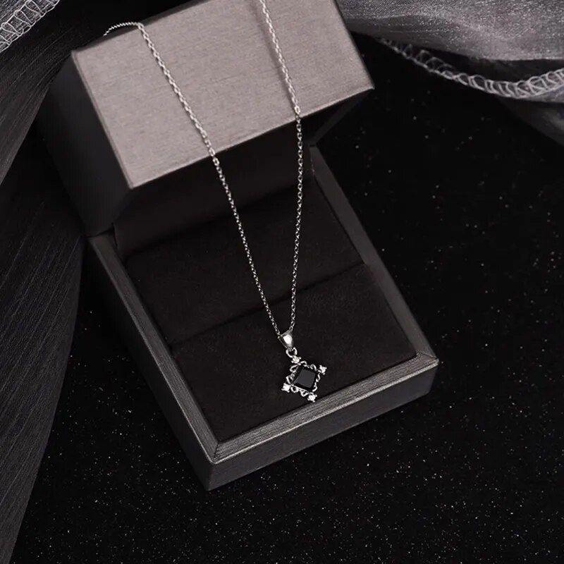 925 Sterling Silver Vintage Necklace Black Square Zircon Necklace New Fashion Simple Women's Clavicle Chain Birthday Gift