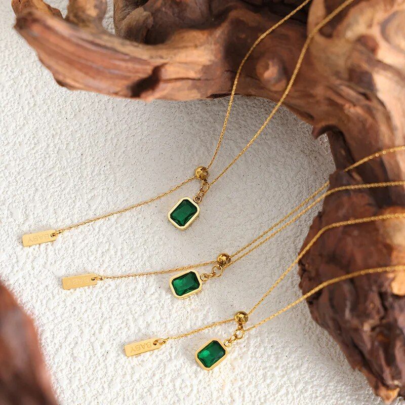 Simple Necklace Temperament Female Clavicle Chain French Emerald Zircon Pendant English Letter Tassel Chain