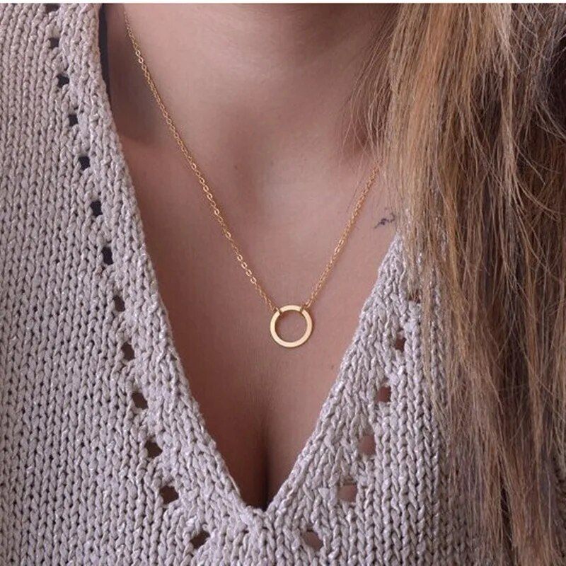 Stick Pendant Necklace for Women Pearl Clavicle Necklace Leaves Long Chain Fashion Jewelry Statement Girl Gift